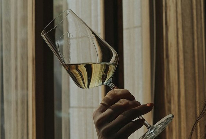 Врач раскрыла правду о влиянии алкоголя на похудение