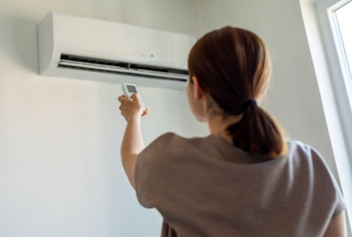 Доктор рассказала, можно ли заболеть, если спать с включённым кондиционером