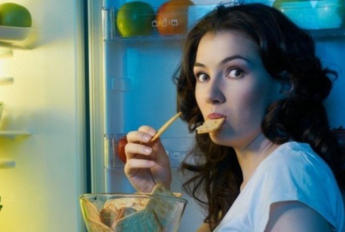 Диетолог назвала лучший продукт для ночного перекуса