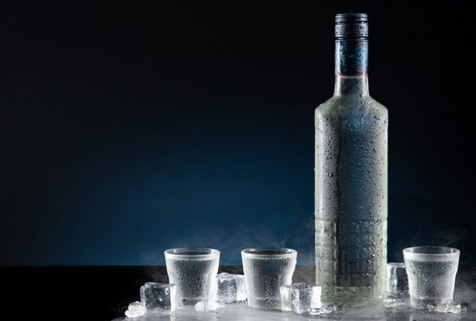 Как правильно дегустировать водку — ценные советы от французского сомелье