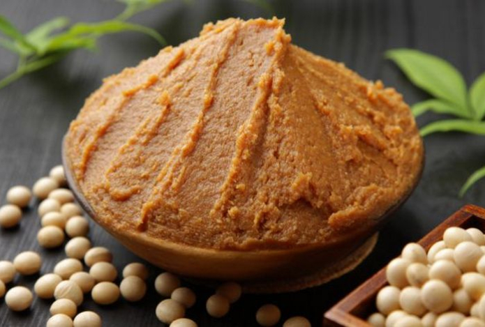 Омолаживает, очищает кишечник и уничтожает бактерии. Этот продукт — один из самых полезных в мире