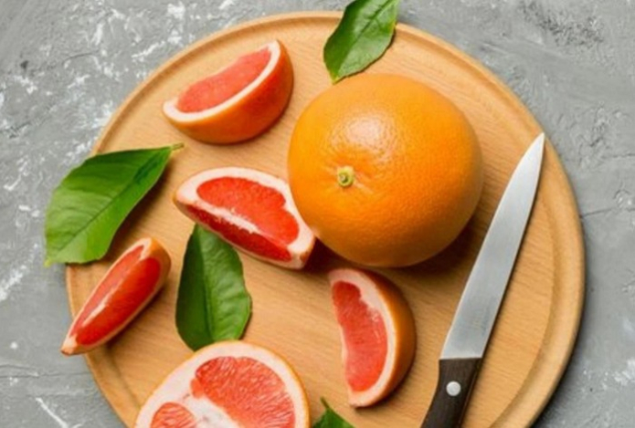 Этот фрукт несовместим с популярными лекарствами — будьте осторожны
