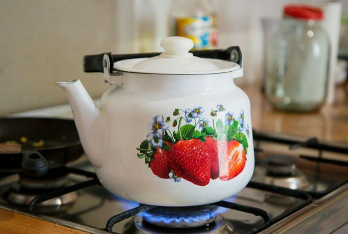 Что будет, если кипятить одну и ту же воду дважды — это важно знать
