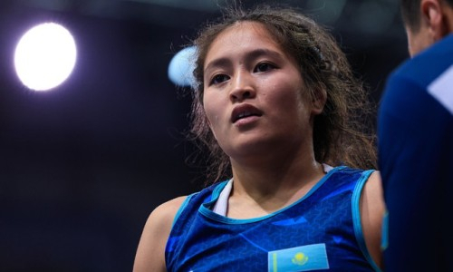 Досрочной победой завершился бой Казахстана за медаль на чемпионате мира по борьбе