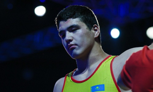 За 17 секунд завершилась схватка за «золото» с участием казахстанца на чемпионате мира по борьбе