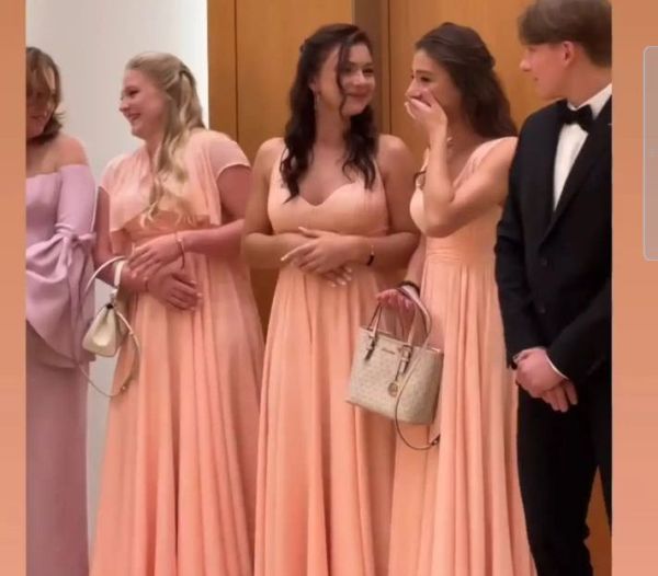 Сменившая российское гражданство на казахстанское 17-летняя фигуристка не смогла сдержать слез