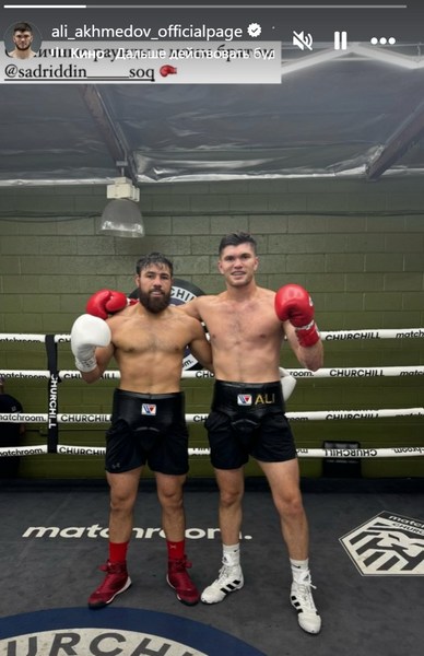 Садриддин и Али Ахмедовы вышли в ринг друг против друга