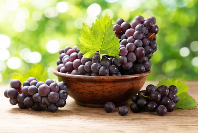 Какой виноград полезнее — с косточками или без? Эксперты дали ответ