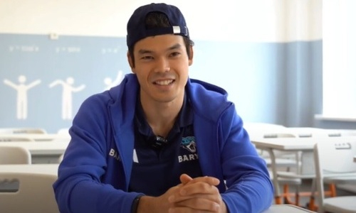 Хоккеисты «Барыса» ответили на школьные вопросы. Забавное видео