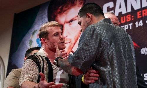 «Он всем надоел». «Канело» пригрозили отправить на пенсию