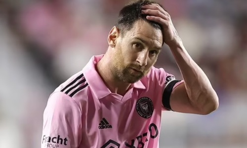 Барбер ужасно подстриг Лионеля Месси и разозлил фанатов. Фото