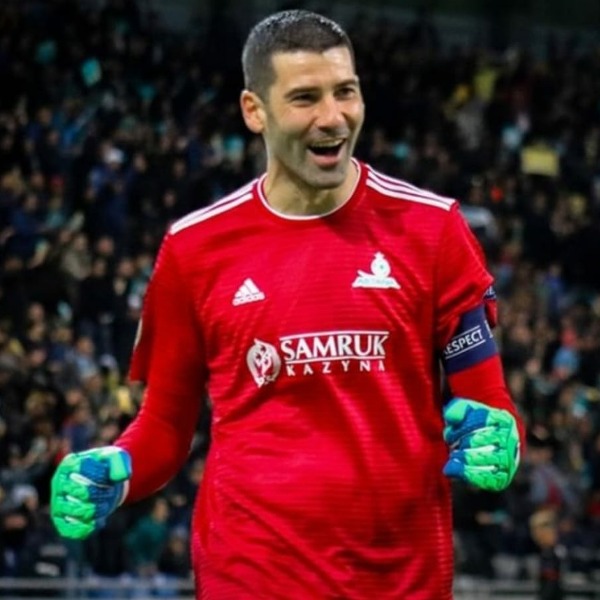 «Планирую вернуться». Ненад Эрич о нынешней «Астане», ее шансах в группе еврокубков, Чондриче и своем будущем