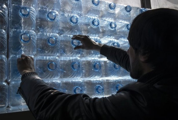 Кандидат наук предупредил об опасности воды из кулеров