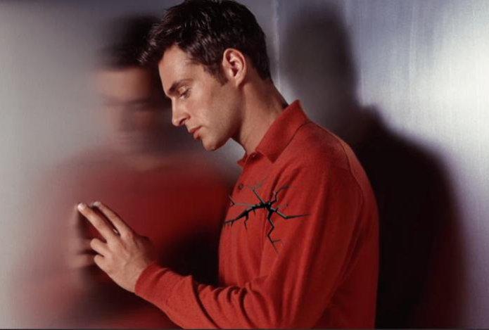 Терапевт назвал признак детской травмы у взрослых