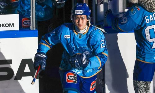 Казахстанский хоккеист вошел в символическую сборную сентября МХЛ