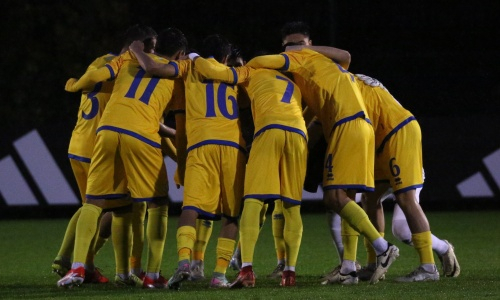 Три гола за четыре минуты. Разгромом закончился матч Казахстана в отборе на Евро по футболу