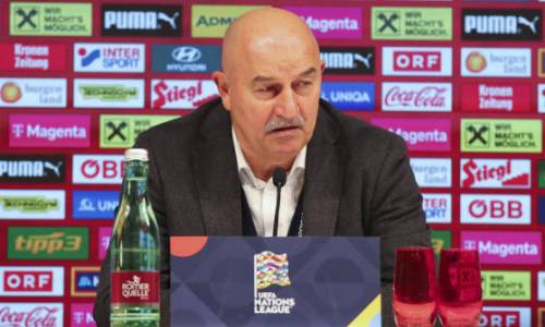 «Оставьте свои умные вопросы». Черчесов отказался говорить про Самородова и Оразова