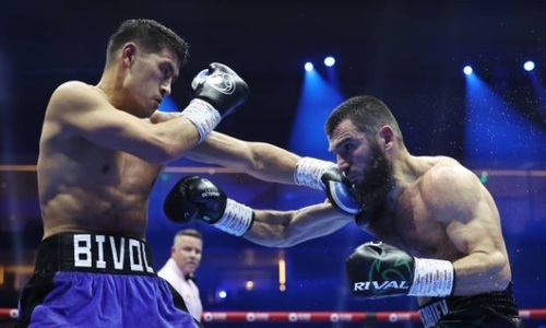 Казахстанский боксер назвал победителя боя Бетербиев — Бивол