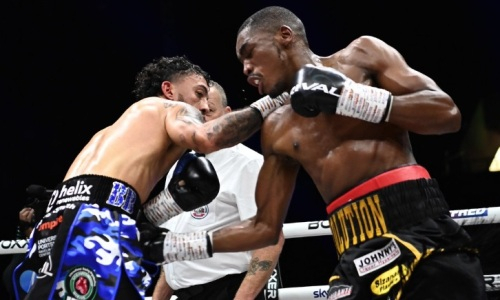Сенсацией обернулся бой за титул чемпиона мира. Видео