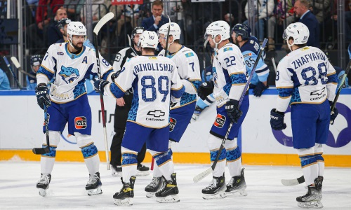 Почему «Барыс» начал побеждать? Сравниваем игру при Галыме Мамбеталиеве и Вячеславе Буцаеве