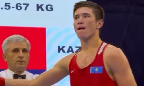 Определился соперник уникального казахстанского боксера в финале чемпионата мира