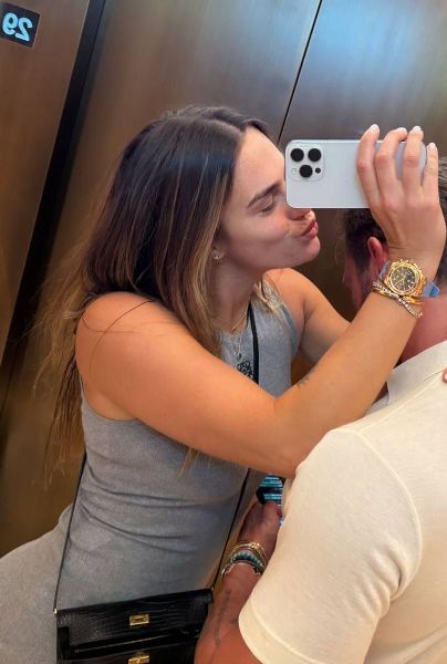 Арина Соболенко опубликовала пикантное фото со своим бойфрендом