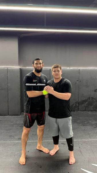 Хамзат Чимаев провел поединок с сыном Рамзана Кадырова