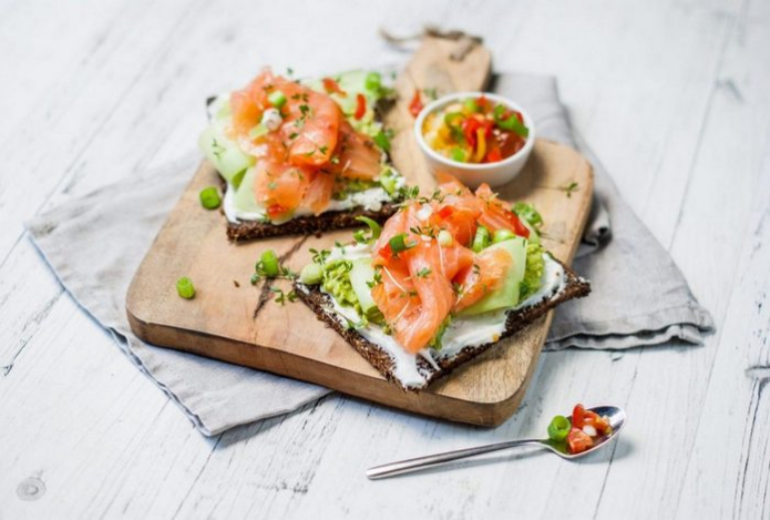 Бутерброды без вреда для фигуры — что положить на хлеб, чтобы быть сытым и здоровым