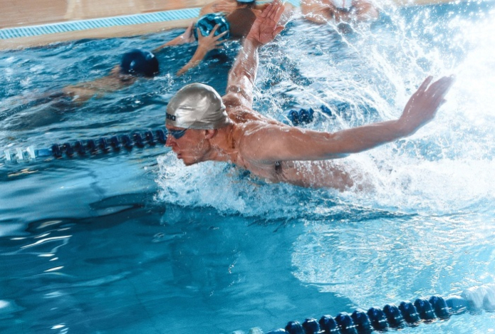 Что будет, если регулярно ходить в бассейн