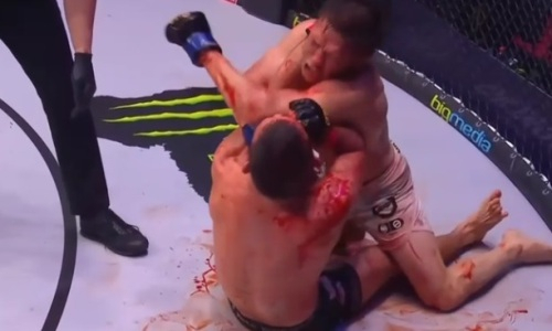 Видео лучших моментов кровавого боя, или Как Жалгас Жумагулов разбил голову сопернику в Европе