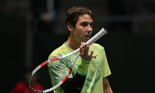 Казахстанские теннисисты сдали позиции в чемпионской гонке ATP