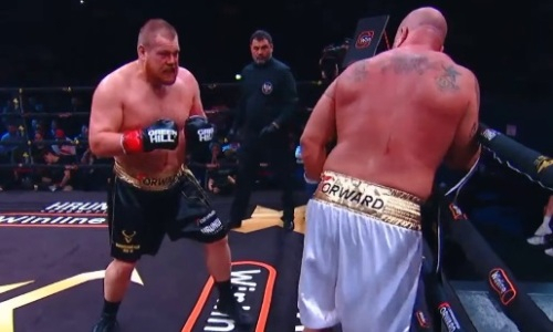 Видео лучших моментов боя Вячеслав Дацик — Джейсон Гаверн с сенсационным итогом