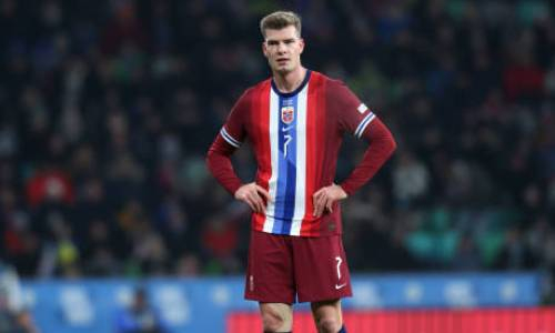 «Нам было трудно играть в Казахстане». Футболист сборной Норвегии вспомнил матч в Алматы