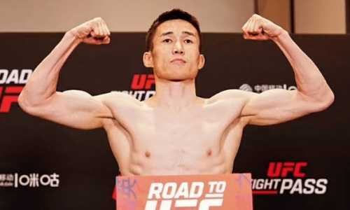 Казахский боец оказался в шаге от перехода в UFC