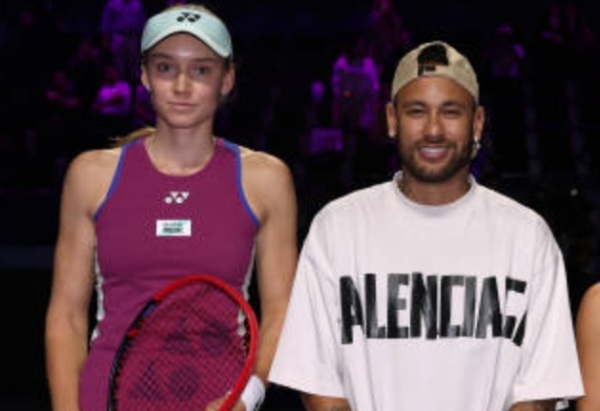 Арина Соболенко «увела» Неймара у Елены Рыбакиной