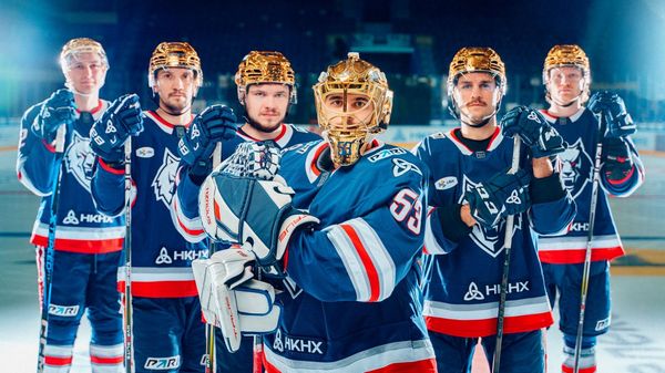 Клуб КХЛ сыграет против «Барыса» в золотых шлемах