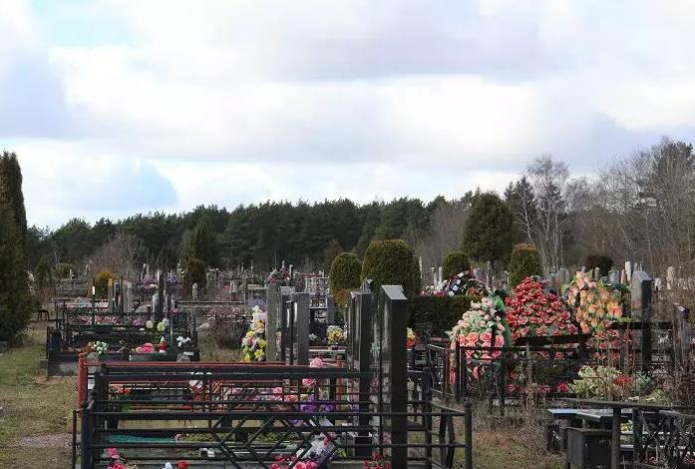 Что нельзя говорить на кладбище