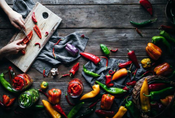 «Убийца» раковых клеток найден. Просто добавляйте в пищу этот продукт — достаточно 15 грамм в день