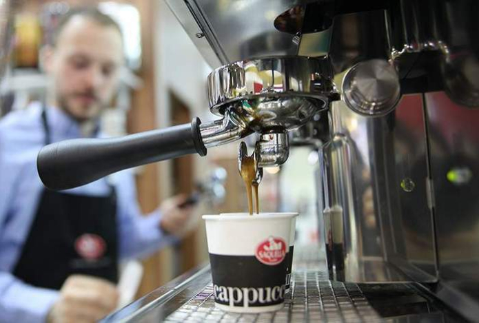 Какой кофе полезнее — растворимый или молотый? Ответ врача