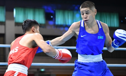 Победа над Узбекистаном, нокаут и неожиданная потеря. Как выступает Казахстан на ЧА-2024 по боксу