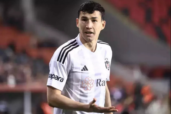 Минуты на поле стали роскошью для футболистов сборной Казахстана. Кому из них стоит сменить клуб этой зимой?