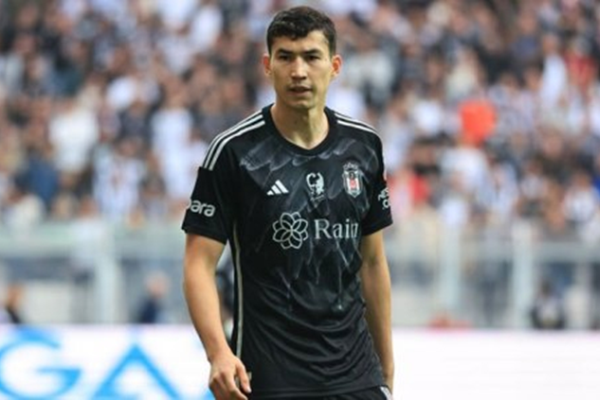 «Роналду, Месси, Бензема». Что случилось с легендарными казахскими футболистами?