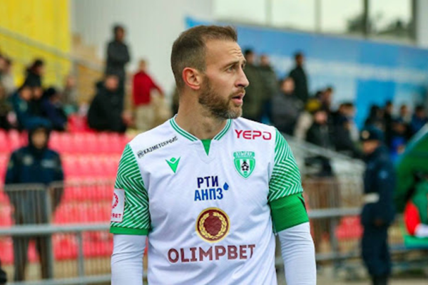 37-летний ветеран остаётся в «Кайрате». Кого можно отнести к самым возрастным футболистам КПЛ