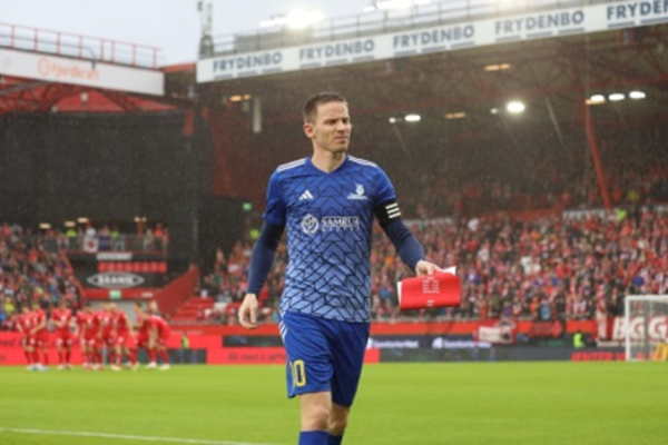 37-летний ветеран остаётся в «Кайрате». Кого можно отнести к самым возрастным футболистам КПЛ