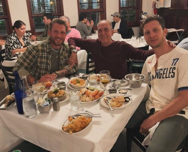 Арина Соболенко отреагировала на семейное фото своего бойфренда