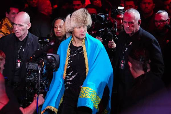 Елдос Сметов или Шавкат Рахмонов? Кто стал лучшим спортсменом Казахстана в 2024 году