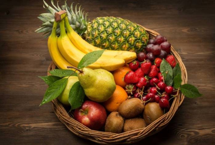 «Это природное лекарство». Врач назвала самый полезный фрукт зимой — сохраняет в себе больше витаминов, чем апельсин