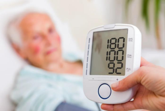 «Давление — 120/80, сердце — полностью здорово». Гипертоники обойдутся без лекарств после этого — рекомендация от кардиолога