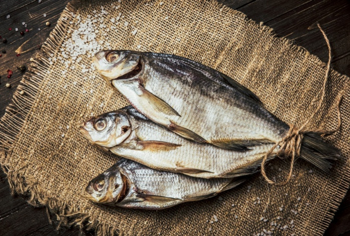 Врач назвала самую опасную рыбу — её лучше вообще не покупать. Кишит паразитами и инфекциями