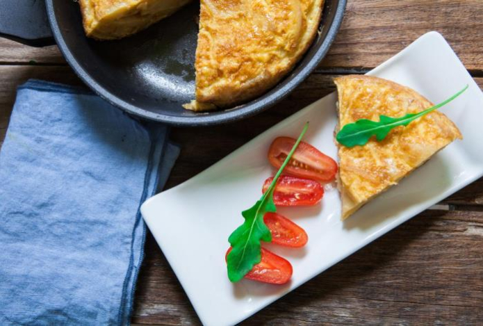 «Долгосрочная польза для здоровья». Врачи назвали высокобелковый продукт — его стоит добавлять к яйцам на завтрак